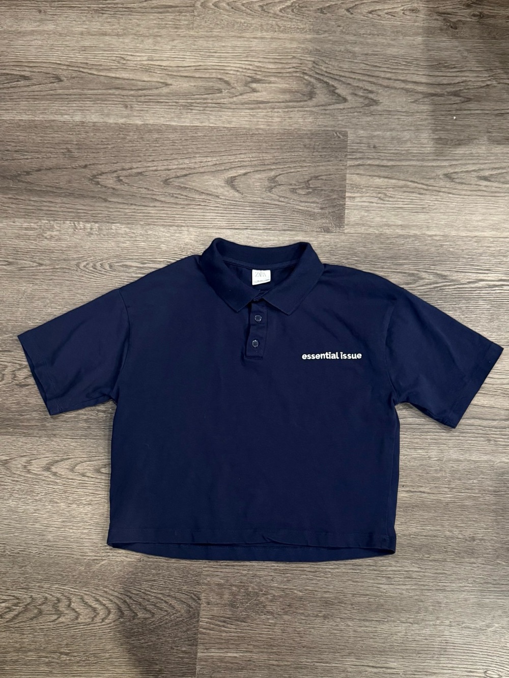 Like new cropped polo shirt in navy color